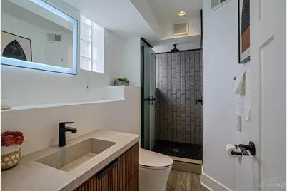 323 Milton Street, Cincinnati, OH 45202 - Photo 27