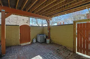 323 Milton St, Cincinnati, OH 45202 - Photo 37