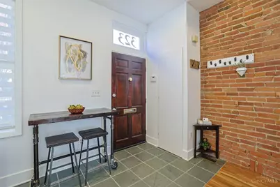 323 Milton Street, Cincinnati, OH 45202 - Photo 3
