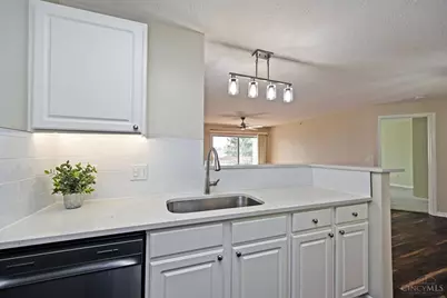 8390 Spring Valley Court #208, West Chester, OH 45069 - Photo 17