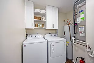 8390 Spring Valley Ct, West Chester, OH 45069 - Photo 19