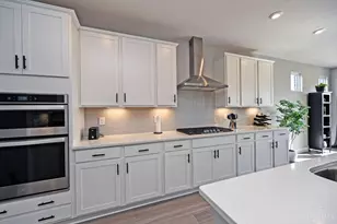 1160 Golf Club Dr, Turtle Creek Township, OH 45036 - Photo 17