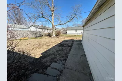 705 Richardson Drive, Middletown, OH 45042 - Photo 11