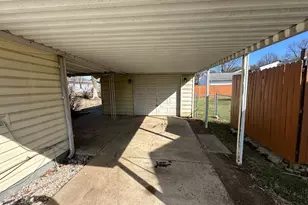 705 Richardson Dr, Middletown, OH 45042 - Photo 7