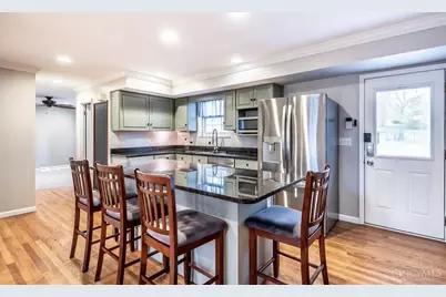 5600 Antoninus Drive, Green Township, OH 45238 - Photo 3