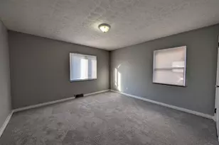 3236 Van Zandt Dr, Green Township, OH 45211 - Photo 17