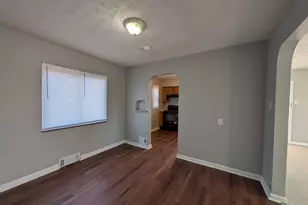 3236 Van Zandt Dr, Green Township, OH 45211 - Photo 11