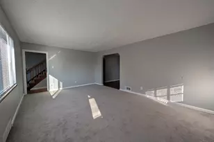 3236 Van Zandt Dr, Green Township, OH 45211 - Photo 7