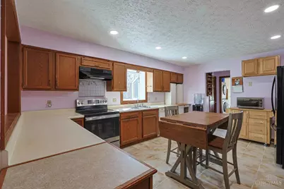 7830 Plantation Drive, West Chester, OH 45069 - Photo 13