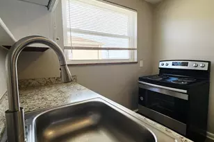 3194 Harry Lee Ln, Colerain Township, OH 45239 - Photo 7