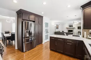 1858 Foxhollow Dr, Anderson Township, OH 45255 - Photo 17