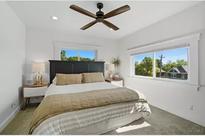 6006 Grand Vista Avenue, Cincinnati, OH 45213 - Photo 5