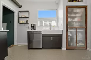 6006 Grand Vista Ave, Cincinnati, OH 45213 - Photo 15