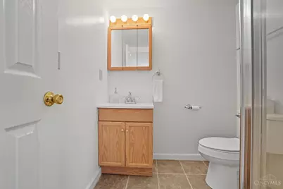 6006 Grand Vista Avenue, Cincinnati, OH 45213 - Photo 33