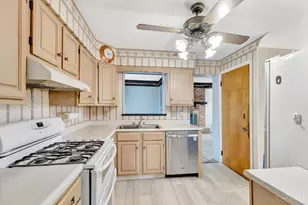 712 Libbejo Dr, Delhi Township, OH 45233 - Photo 7