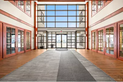 3 Crowne Point Drive, Sharonville, OH 45241 - Photo 9