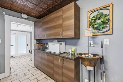 8862 Cincinnati Dayton Road, West Chester, OH 45069 - Photo 41