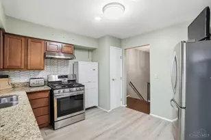 564 Waycross Rd, Forest Park, OH 45240 - Photo 15