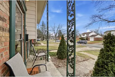 564 Waycross Road, Forest Park, OH 45240 - Photo 5