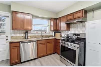 564 Waycross Road, Forest Park, OH 45240 - Photo 17