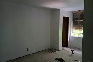 966 Fairbanks Ave, Cincinnati, OH 45205 - Photo 3