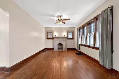 4925 Shirley Place, Cincinnati, OH 45238 - Photo 9