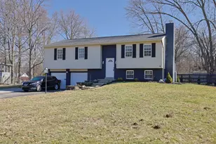 3950 Randolph Ln, Union Township, OH 45245 - Photo 1