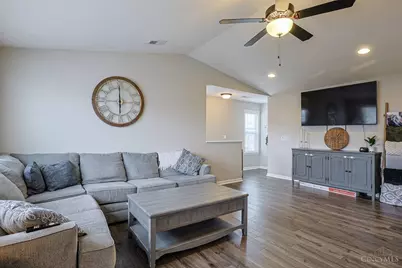 483 Heritage Square, Harrison, OH 45030 - Photo 7