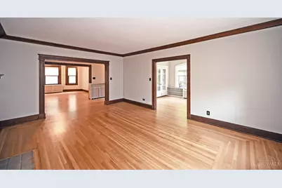 4 Burton Woods Lane, Cincinnati, OH 45229 - Photo 63