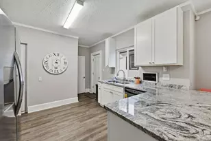 2805 Lawndale Ave, Cincinnati, OH 45212 - Photo 7