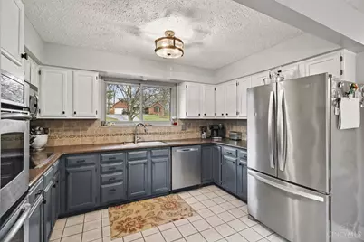 5707 Whistling Wind Lane, Milford, OH 45150 - Photo 9