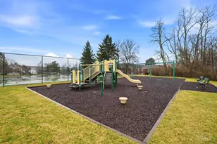 8061 Highfield Ct, Sycamore Township, OH 45242 - Photo 33