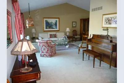 5949 Cleves Warsaw, Delhi Township, OH 45233 - Photo 3