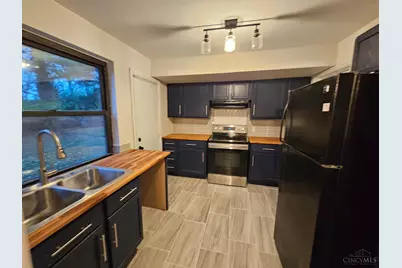 6024 Sunridge Drive, Cincinnati, OH 45224 - Photo 13