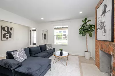 817 Hawthorne Avenue #A, Cincinnati, OH 45205 - Photo 7