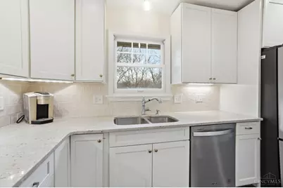 2 Kris Circle, Terrace Park, OH 45174 - Photo 9