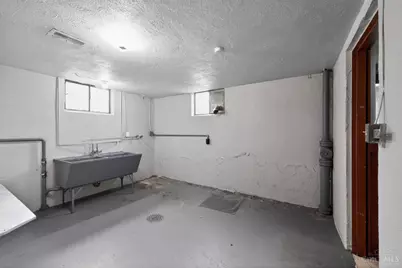 313 Pershing Avenue, Lockland, OH 45215 - Photo 31