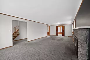 313 Pershing Ave, Lockland, OH 45215 - Photo 9