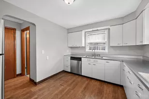 313 Pershing Ave, Lockland, OH 45215 - Photo 13