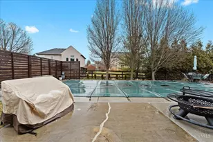 4074 Woodsly Dr, Union Township, OH 45103 - Photo 37