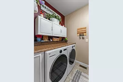 4074 Woodsly Drive, Union Township, OH 45103 - Photo 33