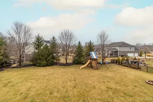 790 Cedar Dr, Miami Township, OH 45140 - Photo 49