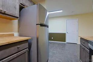 10086 Windswept Ln, Colerain Township, OH 45251 - Photo 11