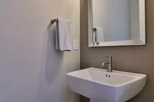 1514 Pleasant St, Cincinnati, OH 45202 - Photo 29