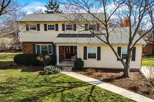 1301 Parkway Ct, Fairfield, OH 45014 - Photo 3