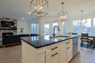 4737 Alpine Ave, Blue Ash, OH 45242 - Photo 17