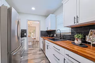 3906 Standish Ave, Cincinnati, OH 45213 - Photo 13