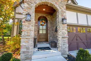 7321 Hosbrook Rd, Sycamore Township, OH 45243 - Photo 5