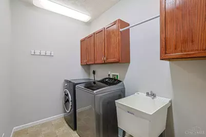 6793 Jennifer Lynn Drive, Cincinnati, OH 45248 - Photo 39