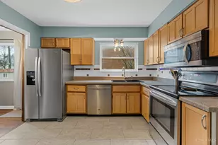 1662 Hilltree Dr, Anderson Township, OH 45255 - Photo 11